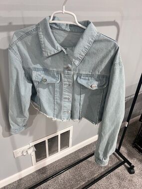 SHEIN Light Blue Cropped Denim Jacket